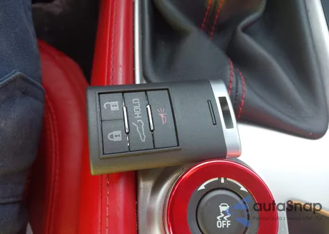 2014 Chevrolet Corvette Stingray from USA, damaged, VIN 1G1YE2D74E5106199